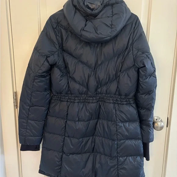 Athleta Banner Peak Down Jacket - Picture 8 of 9